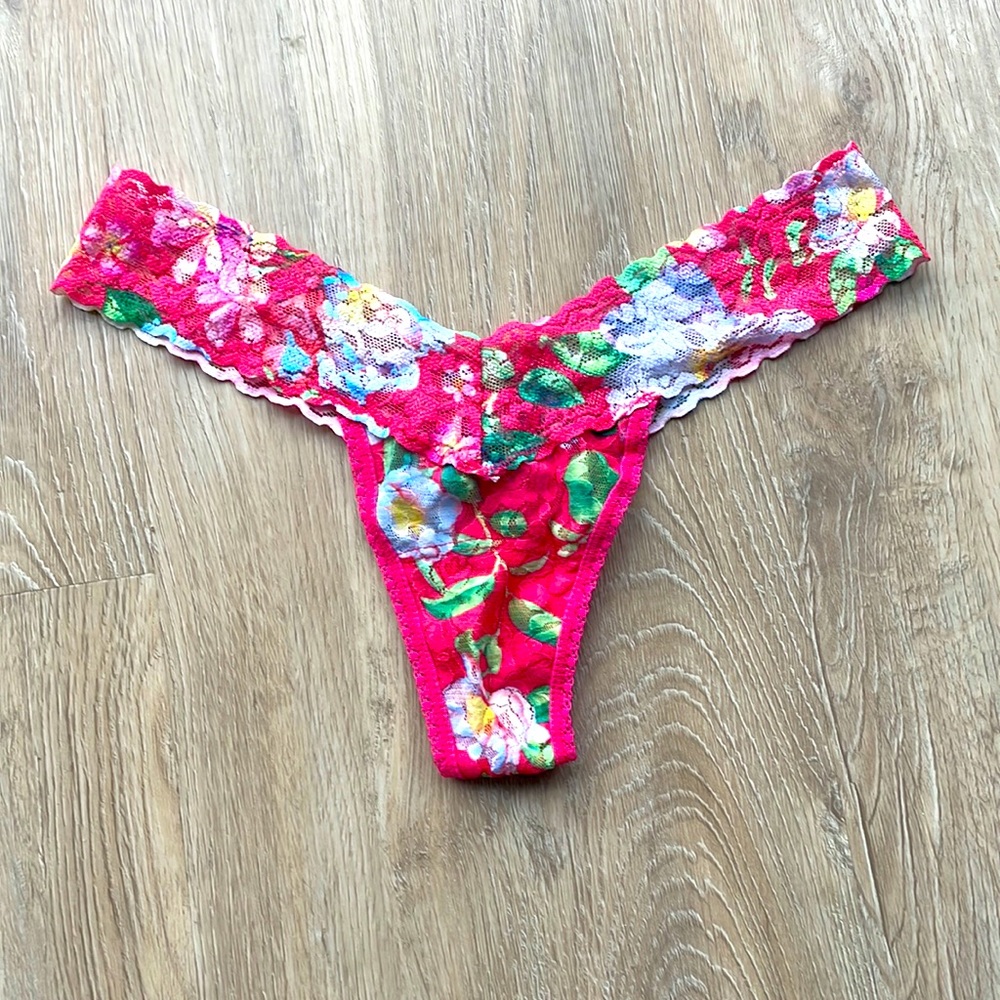 Hanky Panky lace thong in limited edition pink/flower pattern sz S